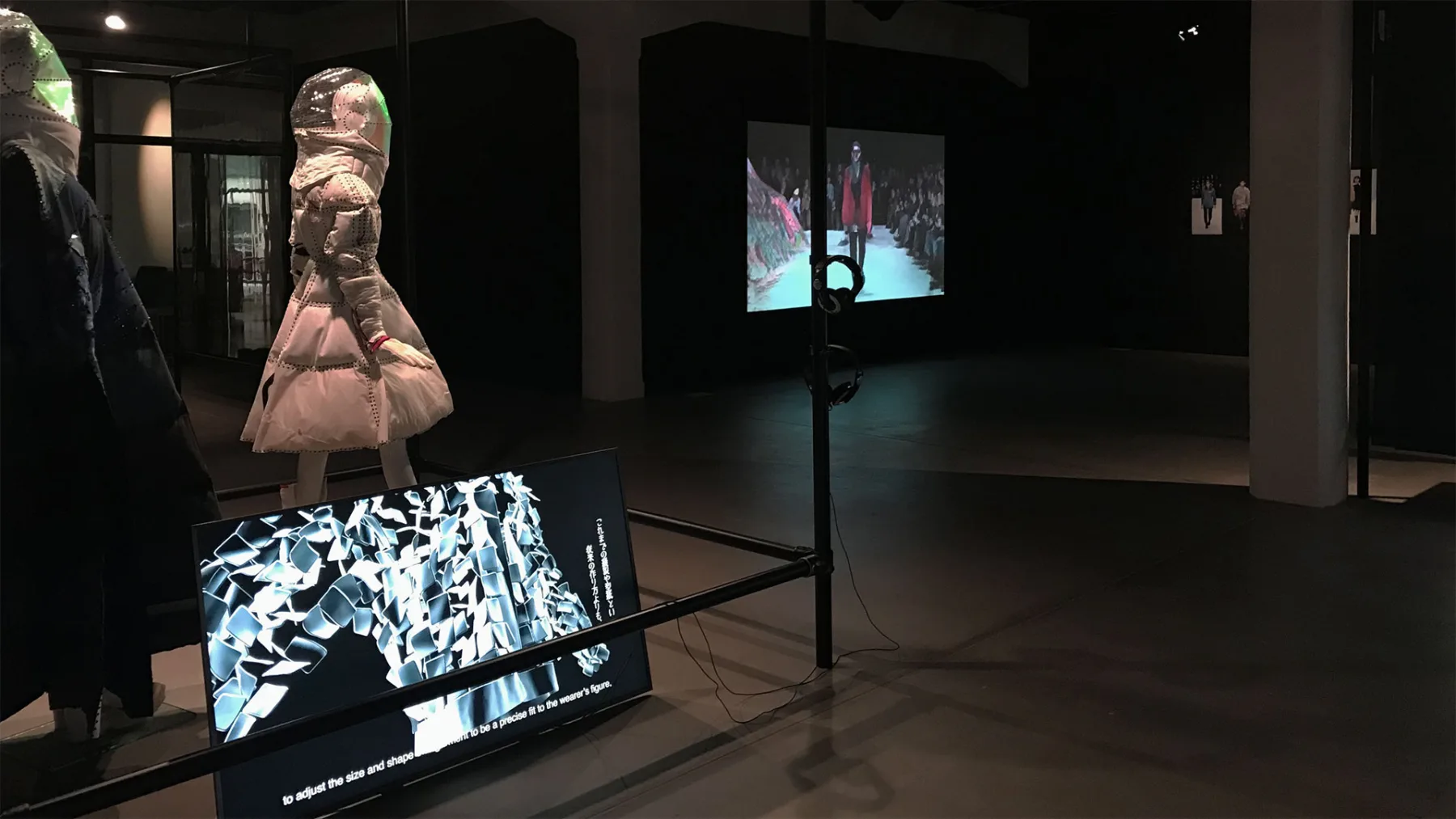 Making FASHION Sense, HeK Basel — installation view